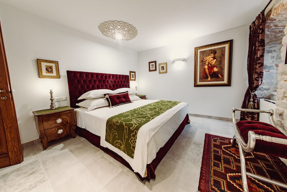 Villa Nepos Hotel — Hotel rooms in Split, Split-Dalmatia
