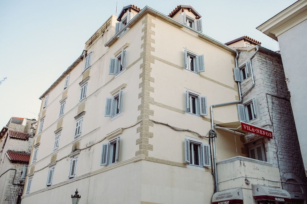 Villa Nepos Hotel