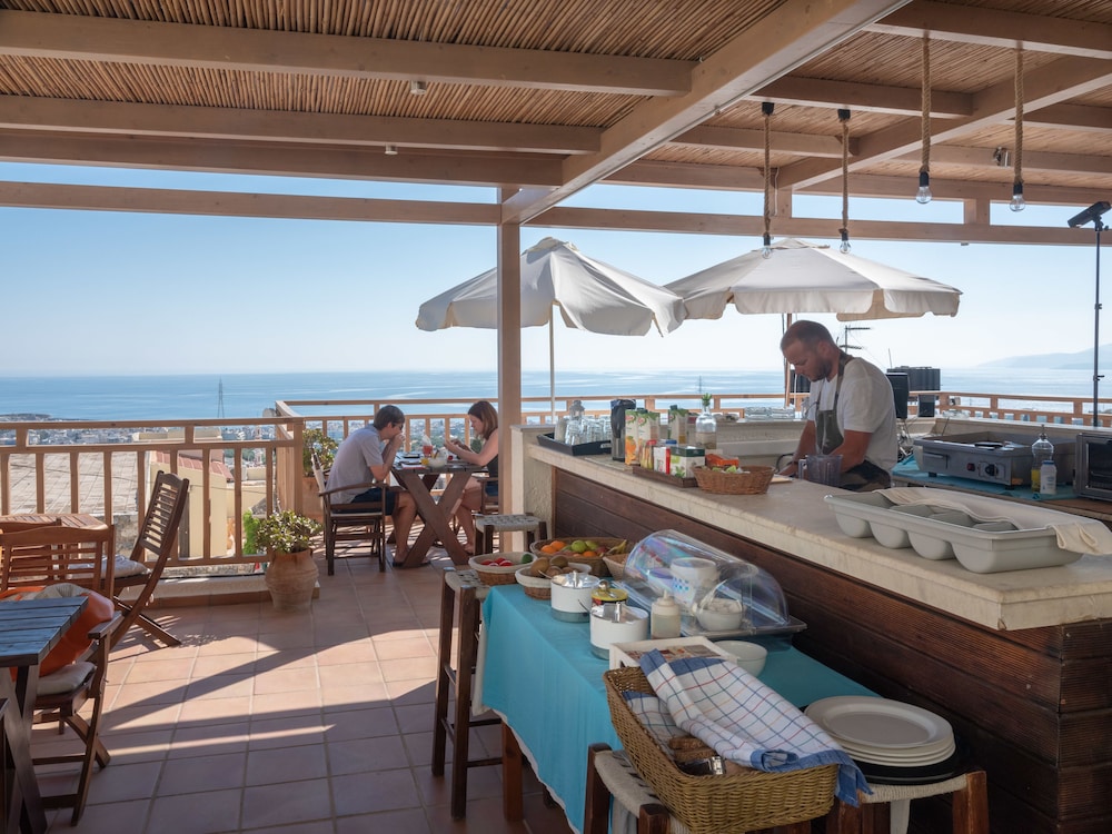 Kalimera Village — Restaurant & bars in Hersonissos