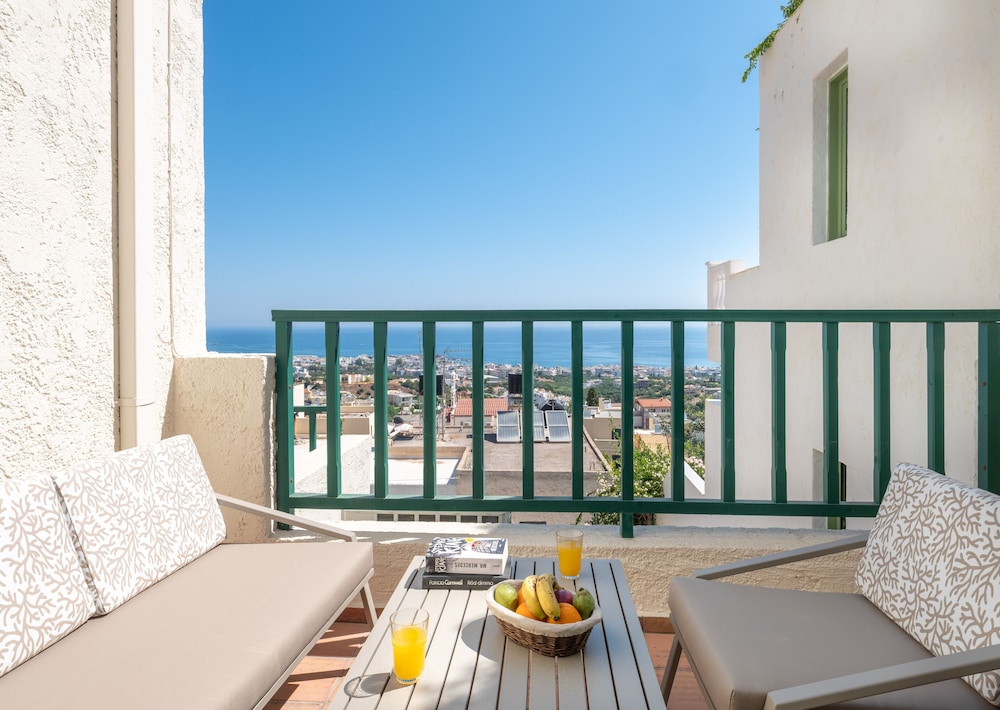 Kalimera Village — Hotel rooms in Hersonissos