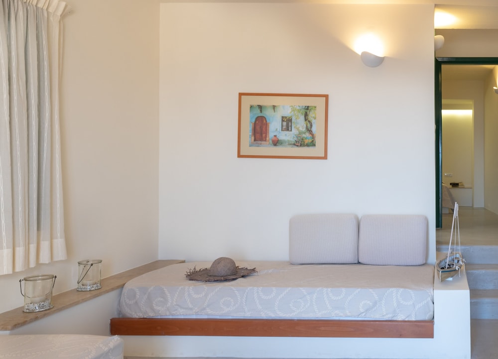 Kalimera Village — Hotel rooms in Hersonissos