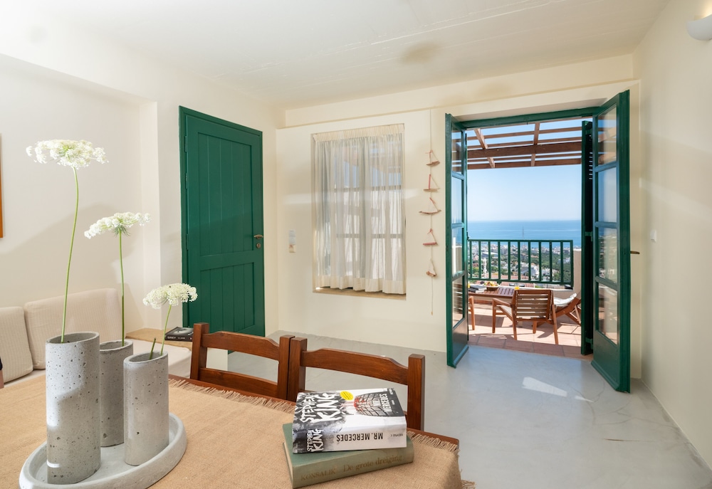 Kalimera Village — Hotel rooms in Hersonissos