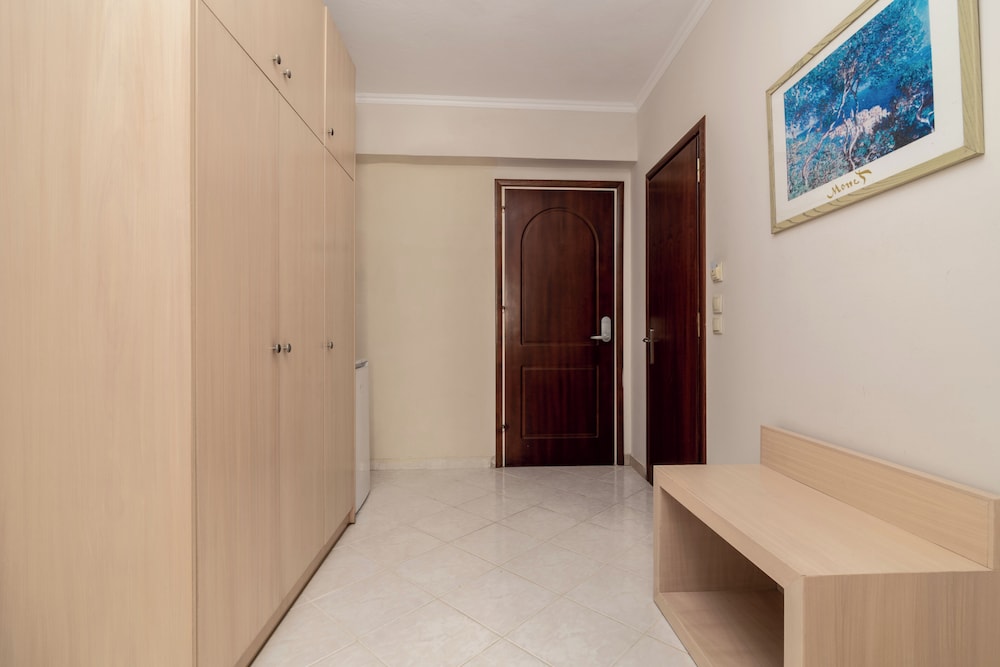 Karras Hotel — Hotel rooms in Laganas, Ionian Islands