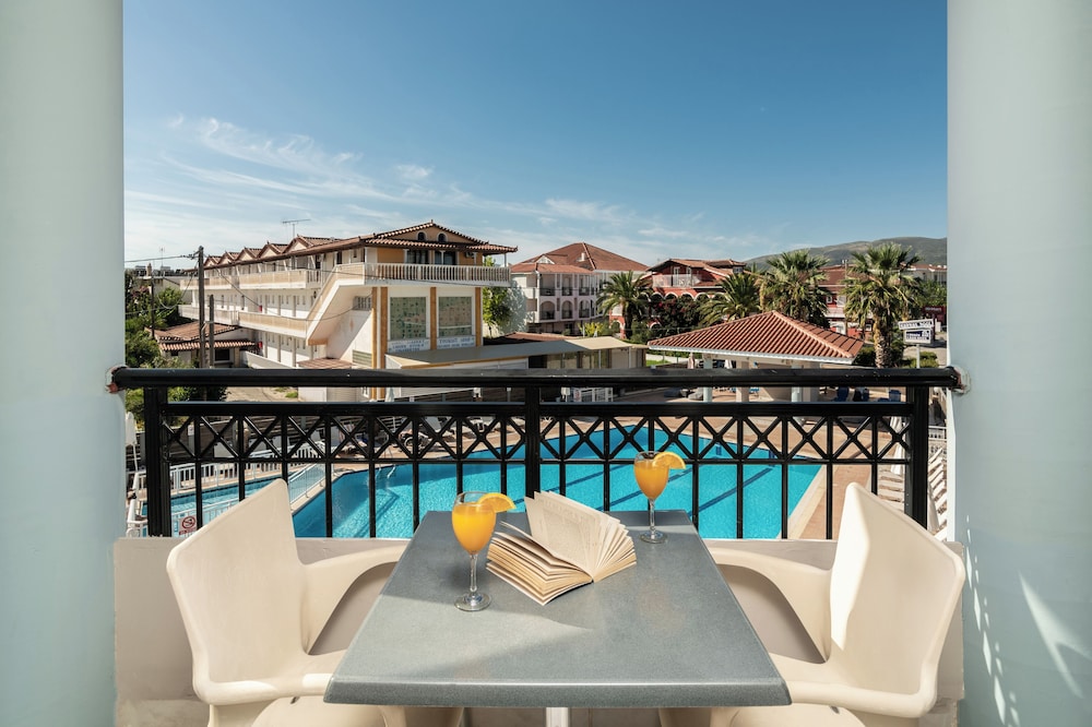 Karras Hotel — Swimming pool in Laganas, Ionian Islands
