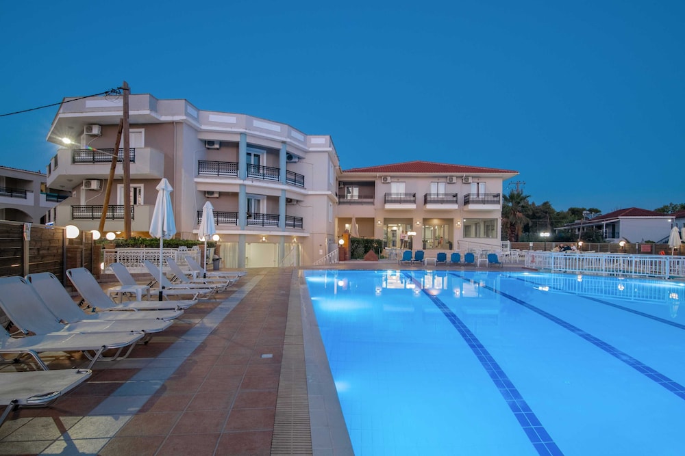 Karras Hotel — Swimming pool in Laganas, Ionian Islands