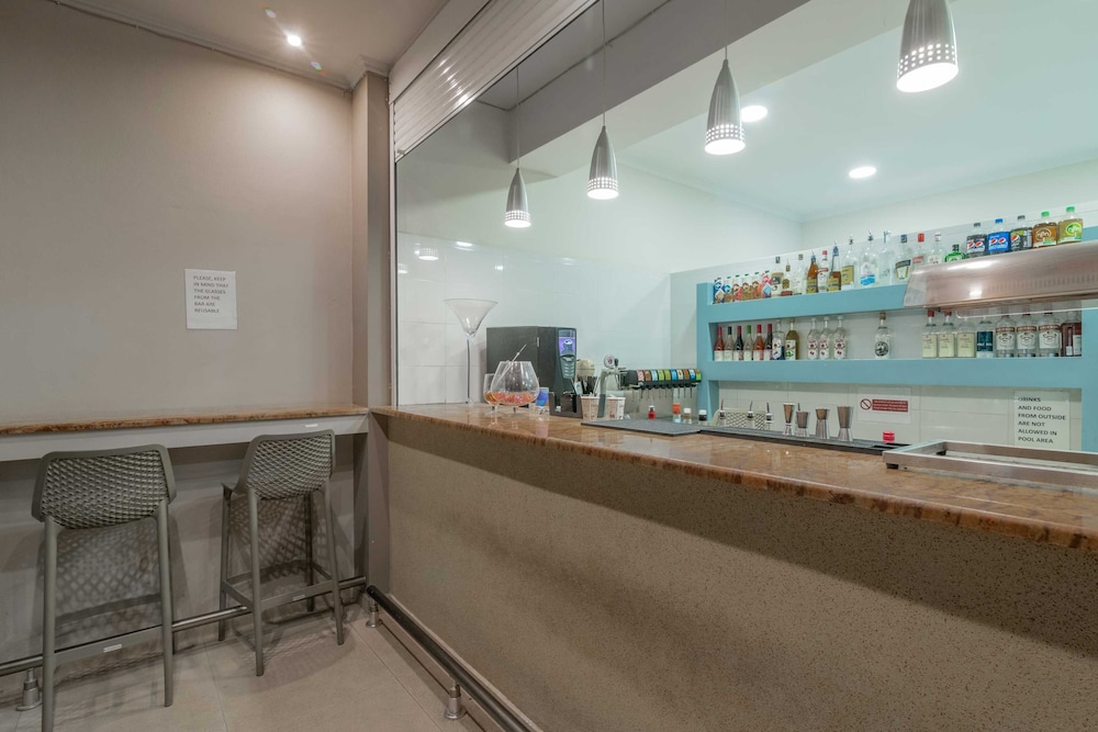 Karras Hotel — Restaurant & bars in Laganas, Ionian Islands