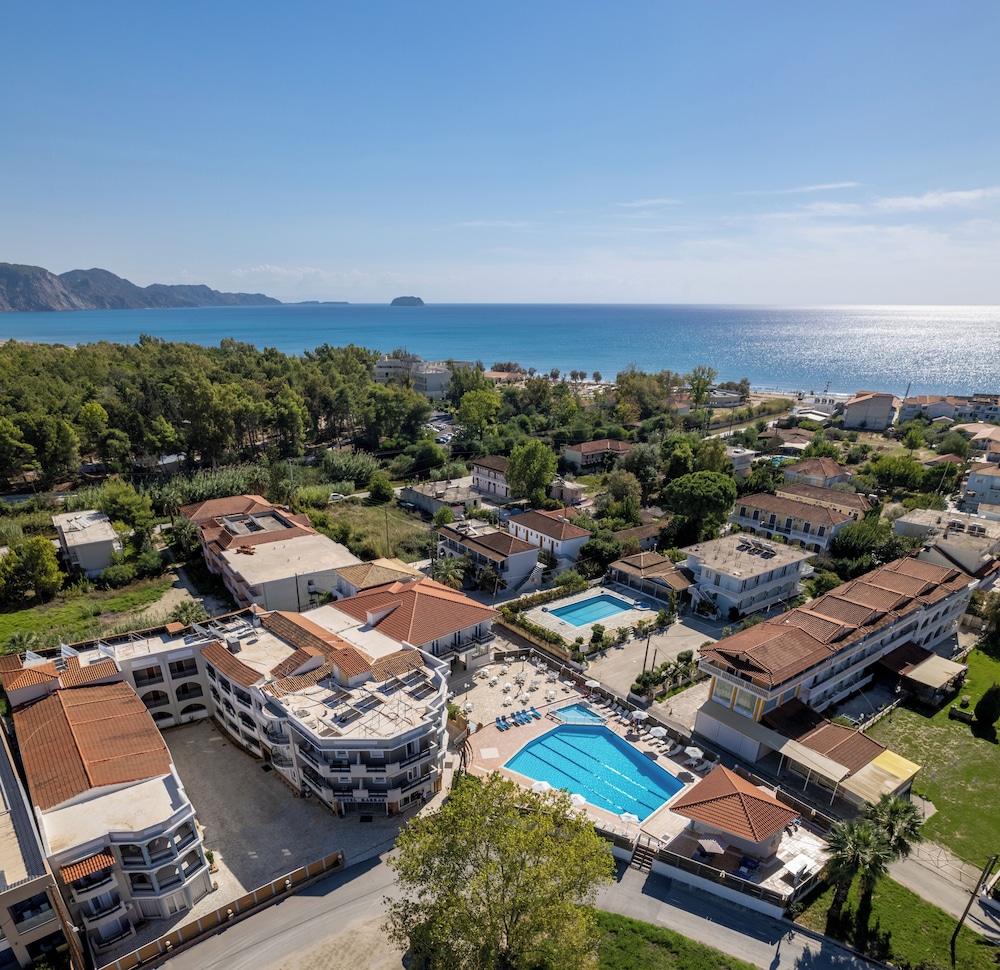 Karras Hotel — Swimming pool in Laganas, Ionian Islands