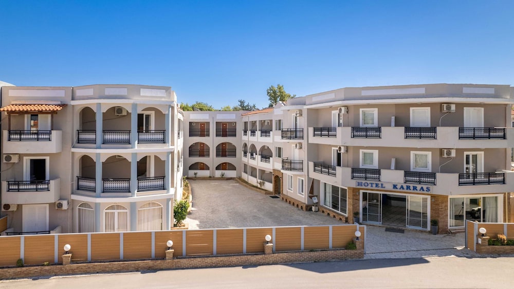 Karras Hotel — Hotel building in Laganas, Ionian Islands
