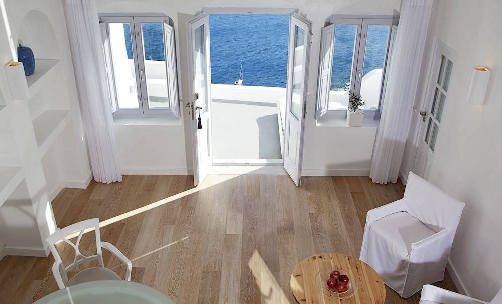 Villaki Oia — Hotel rooms in Oia, South Aegean