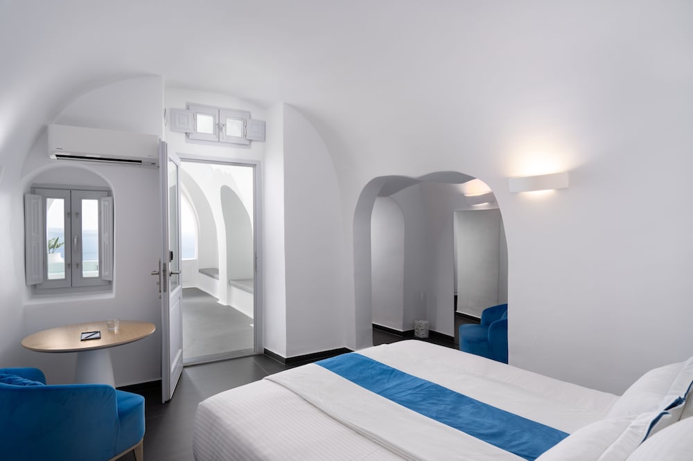 Villaki Oia — Hotel rooms in Oia, South Aegean