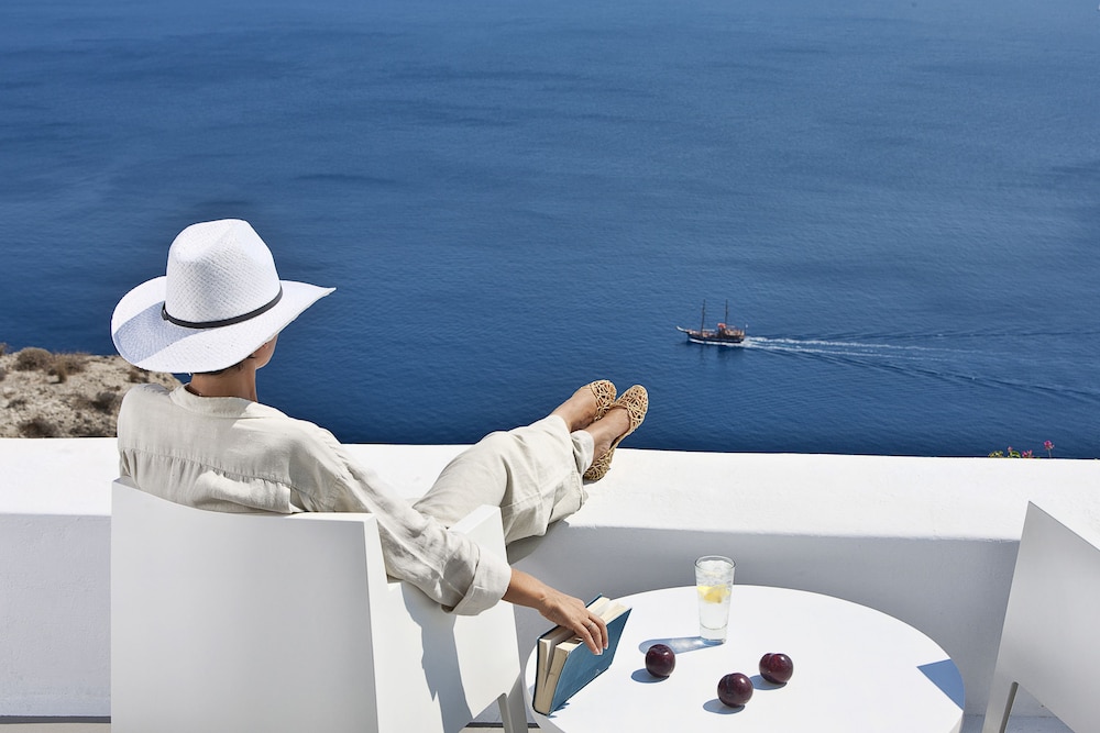 Villaki Oia — Attractions in the area in Oia, South Aegean