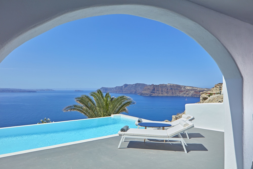 Villaki Oia — Swimming pool in Oia, South Aegean
