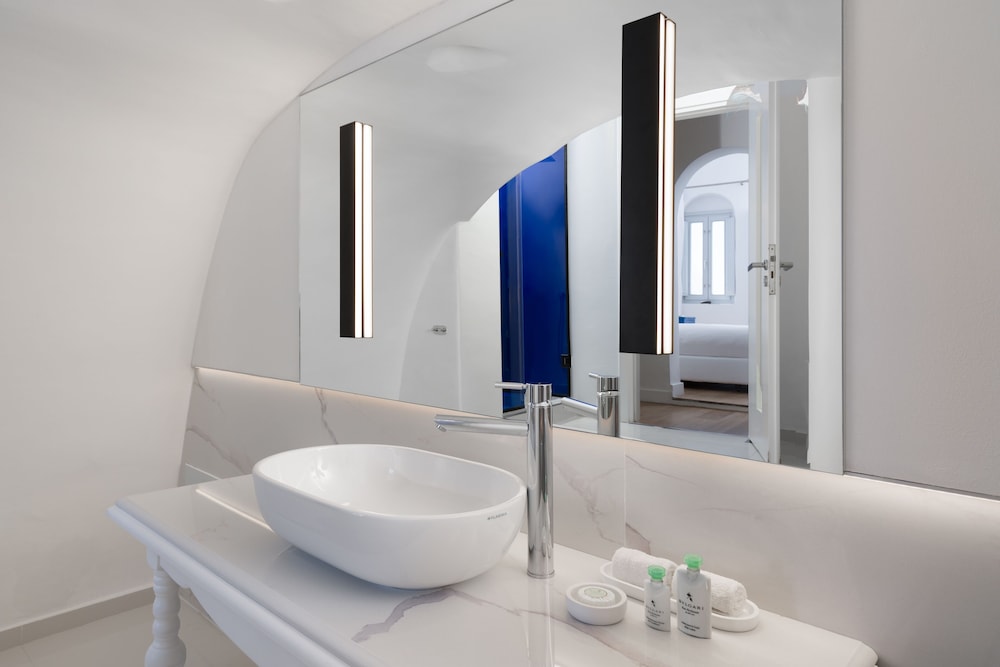Villaki Oia — Hotel rooms in Oia, South Aegean