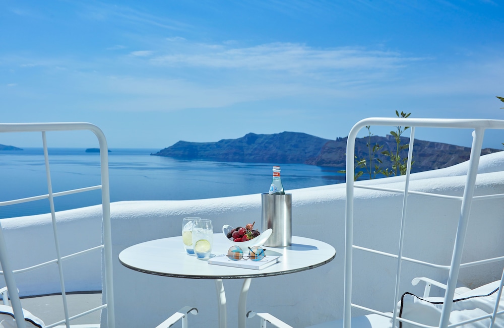 Katikies Santorini – Gea House – The Leading Hotels of the World — Restaurant & bars in Oia, South Aegean