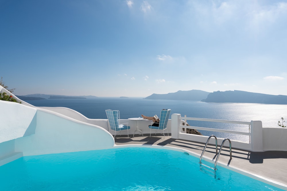 Katikies Santorini – Gea House – The Leading Hotels of the World — Main photo in Oia, South Aegean