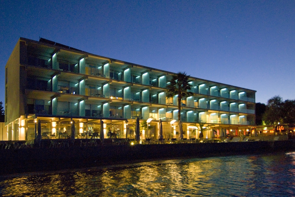 Kos Aktis Art Hotel — Hotel building in Kos Town, South Aegean