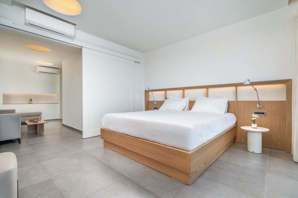 Kos Aktis Art Hotel — Hotel rooms in Kos Town, South Aegean