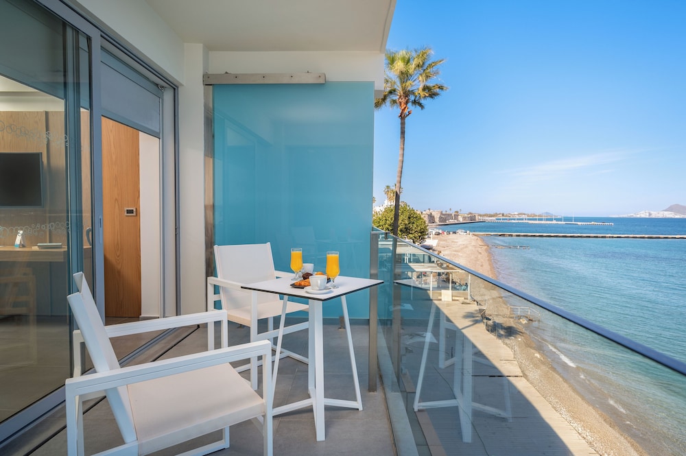 Kos Aktis Art Hotel — Hotel rooms in Kos Town, South Aegean