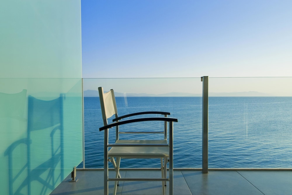 Kos Aktis Art Hotel — Hotel rooms in Kos Town, South Aegean