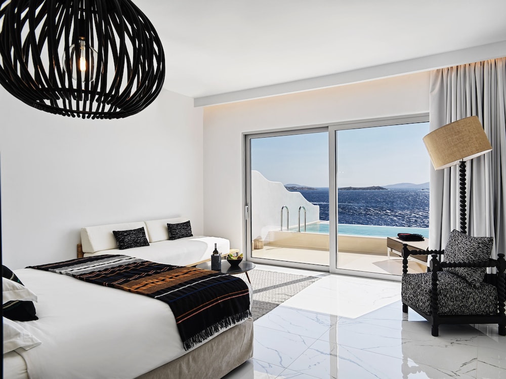 Kouros Hotel & Suites — Hotel rooms in Mykonos Town, South Aegean