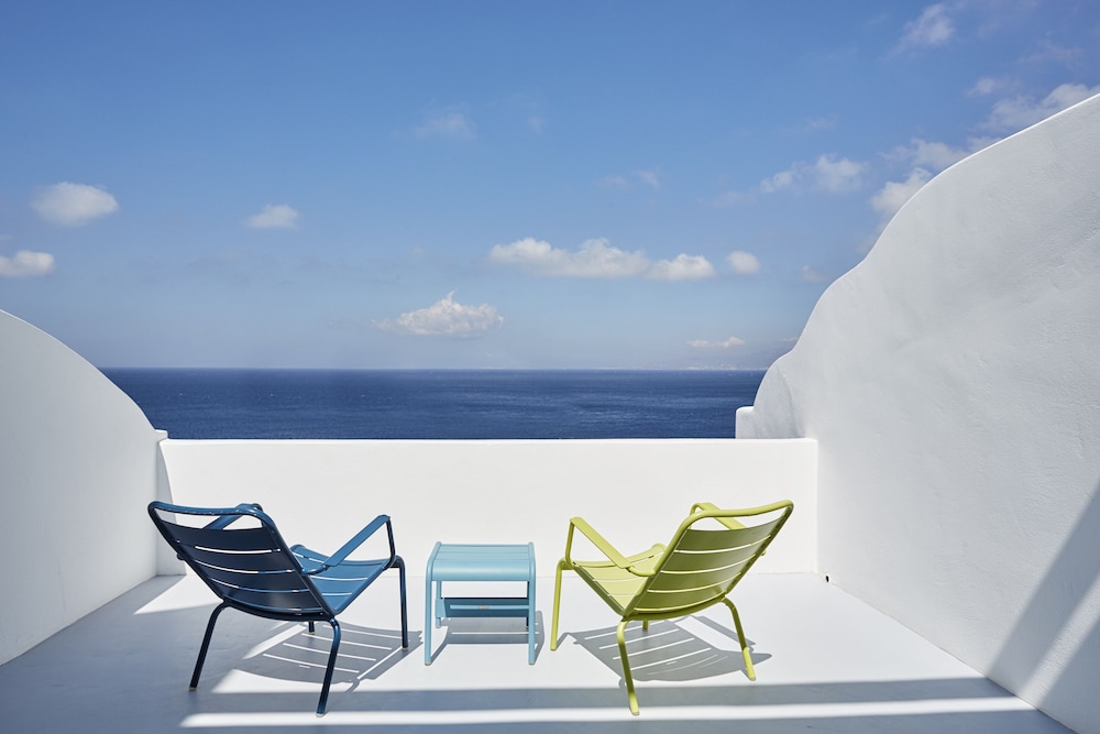 Kouros Hotel & Suites — Hotel building in Mykonos Town, South Aegean