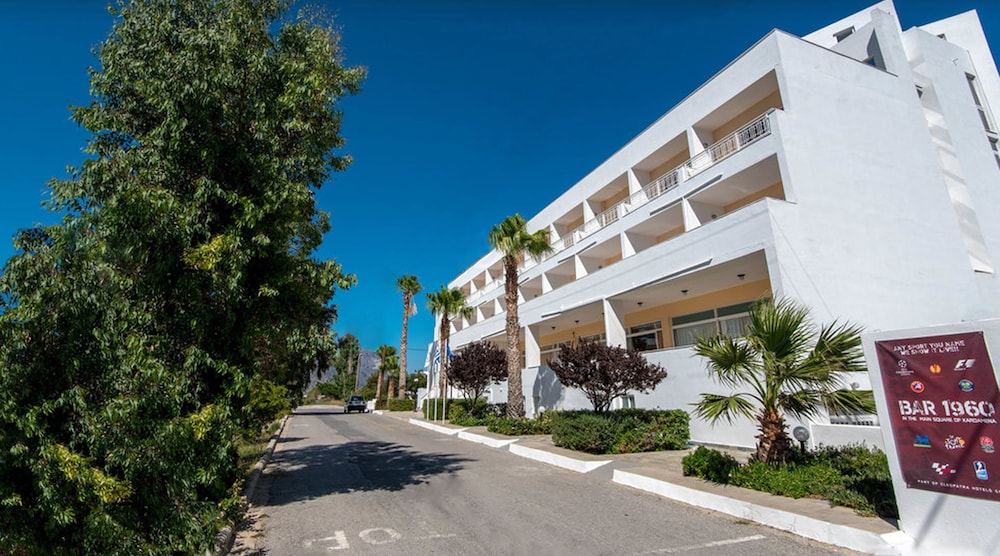 Kris Mari — Hotel building in Kardamena, South Aegean