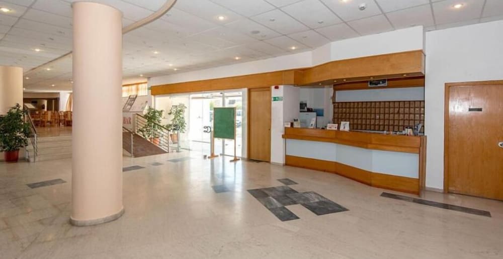 Kris Mari — Hotel building in Kardamena, South Aegean