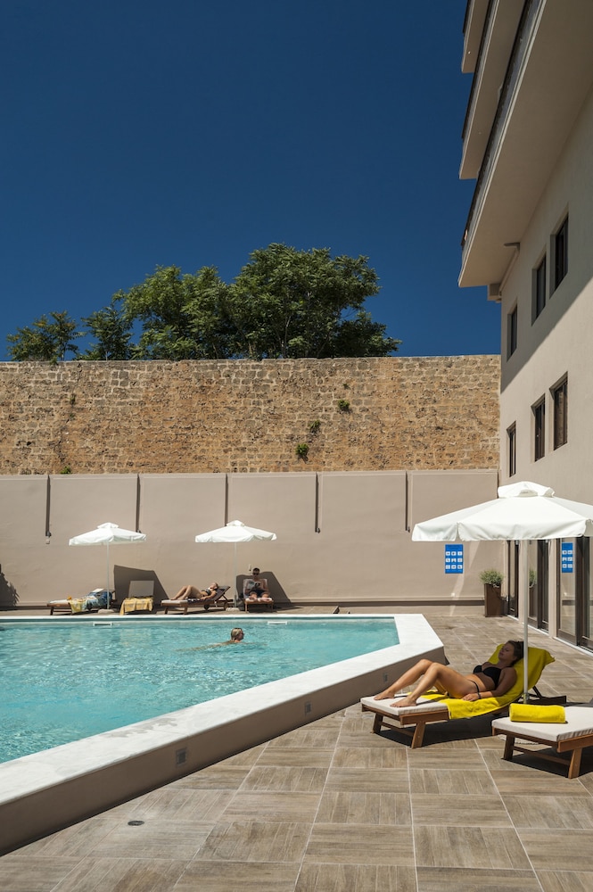 Kriti Hotel — Main photo in Chania