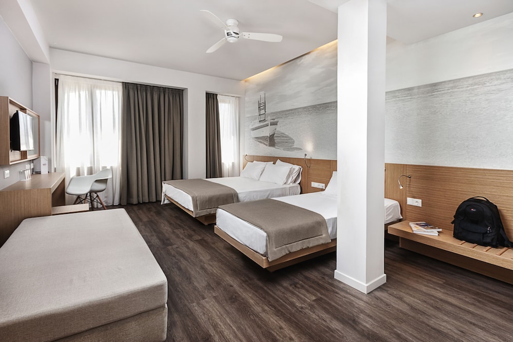 Kriti Hotel — Hotel rooms in Chania