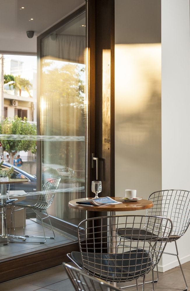 Kriti Hotel — Restaurant & bars in Chania