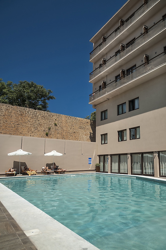 Kriti Hotel — Swimming pool in Chania