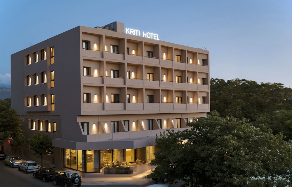 Kriti Hotel — Hotel building in Chania