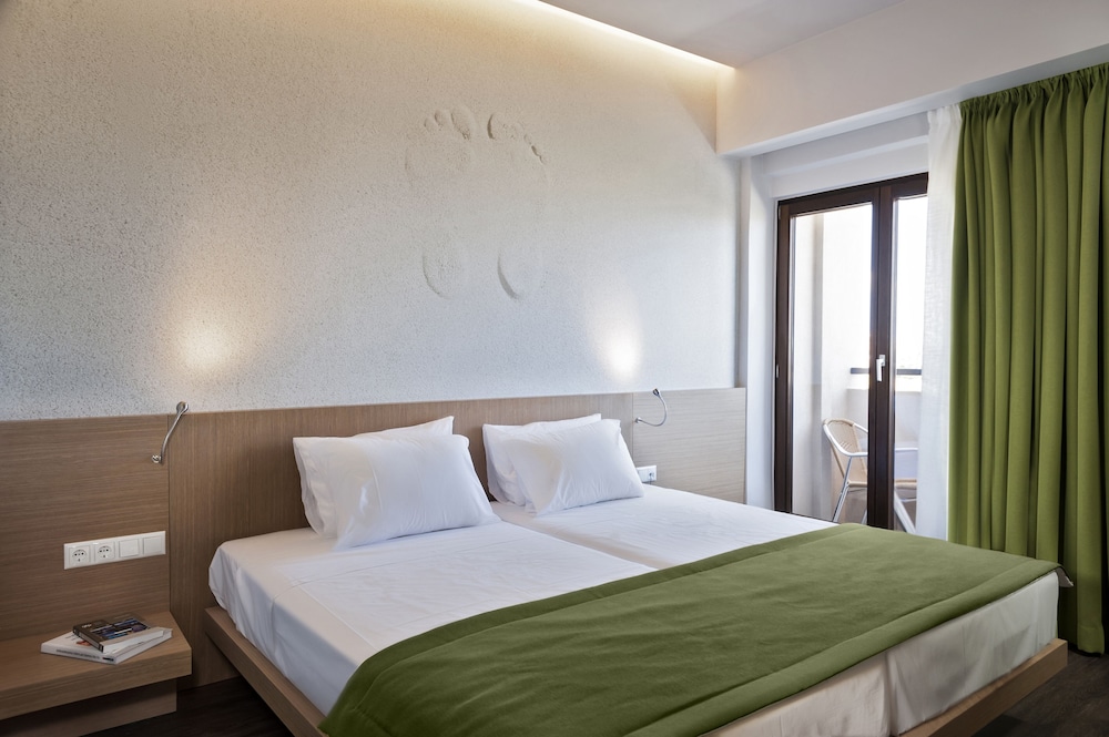 Kriti Hotel — Hotel rooms in Chania