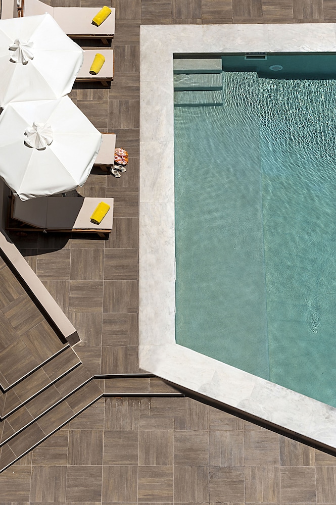 Kriti Hotel — Swimming pool in Chania