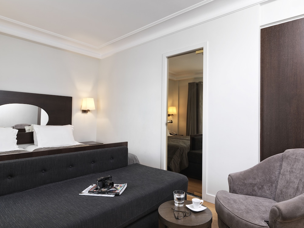 Acropolis Hill — Hotel rooms in Athens, Attica