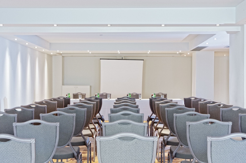 Acropolis Hill — Hotel building in Athens, Attica