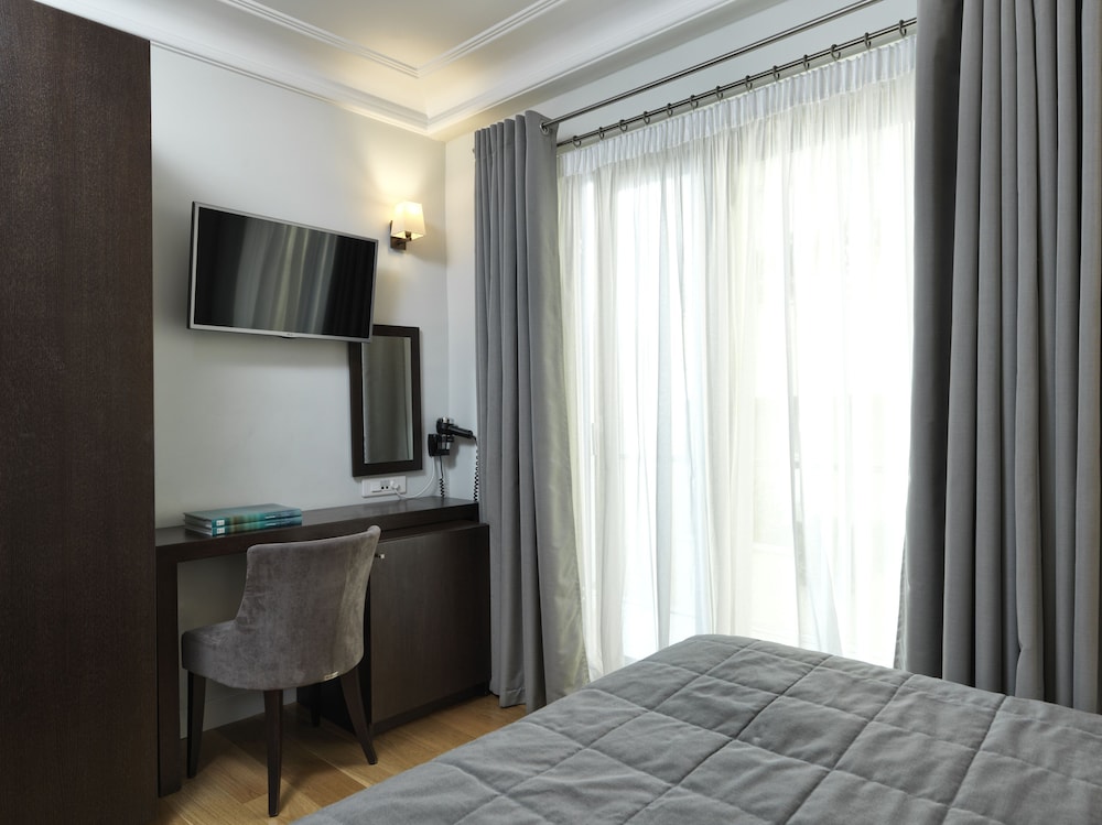 Acropolis Hill — Hotel rooms in Athens, Attica