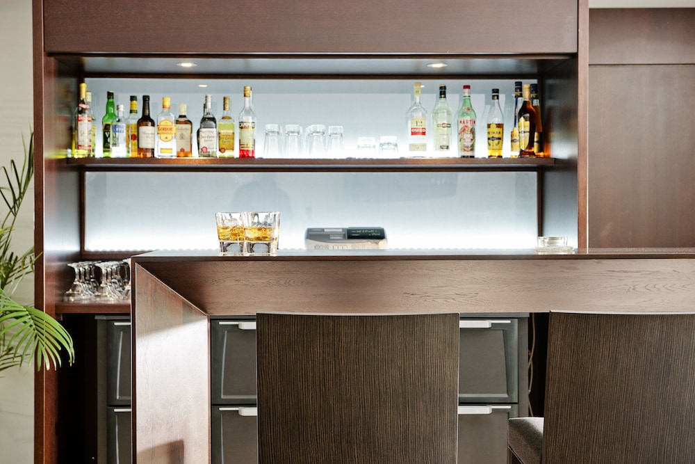 Acropolis Hill — Restaurant & bars in Athens, Attica