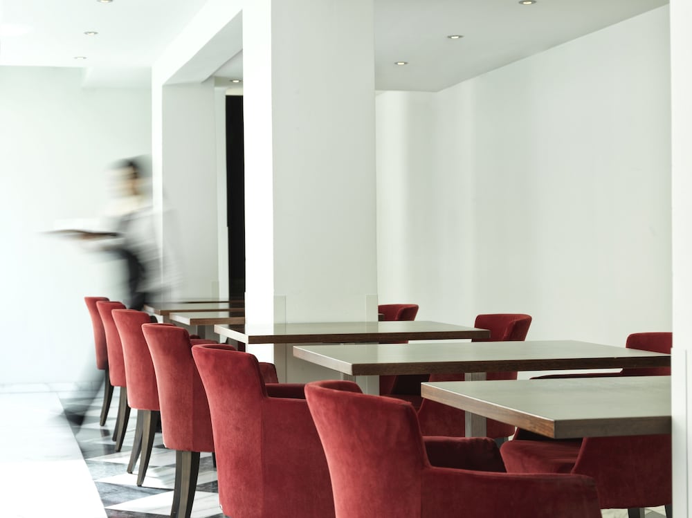 Acropolis Hill — Restaurant & bars in Athens, Attica