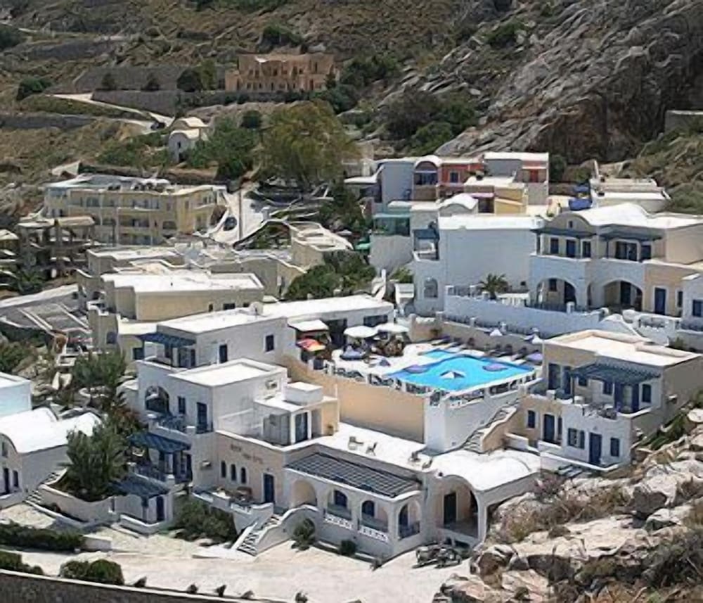 Aegean View Hotel — Hotel building in Kamari, South Aegean