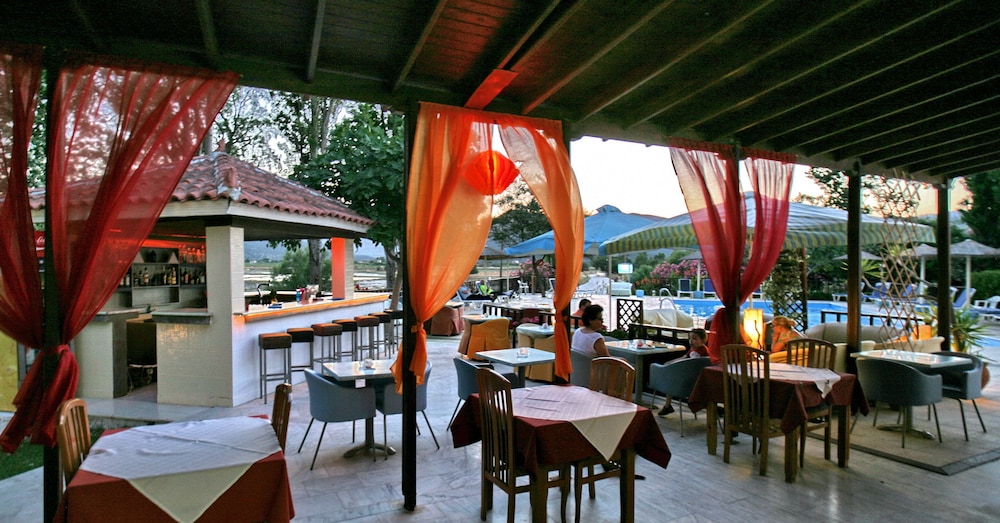 Aegeon Hotel — Restaurant & bars in Lesvos Island