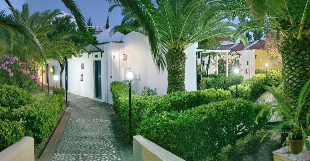 Aegeon Hotel — Hotel building in Lesvos Island