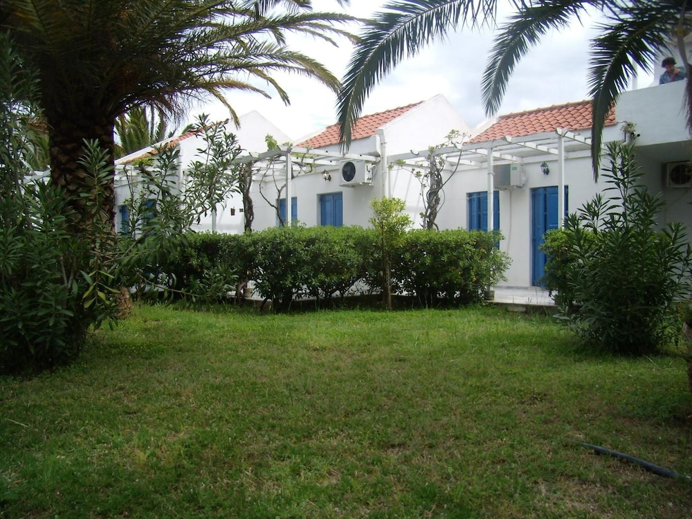 Aegeon Hotel — Hotel building in Lesvos Island