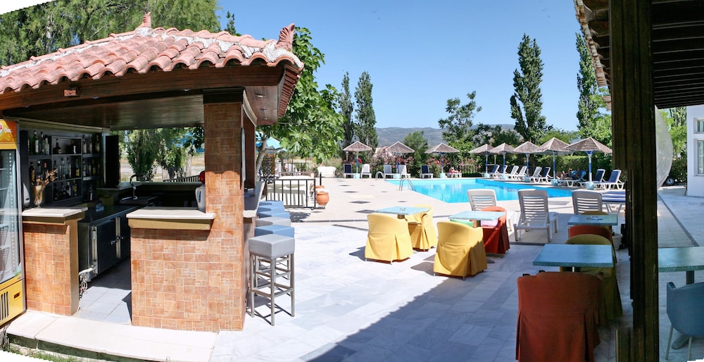 Aegeon Hotel — Swimming pool in Lesvos Island