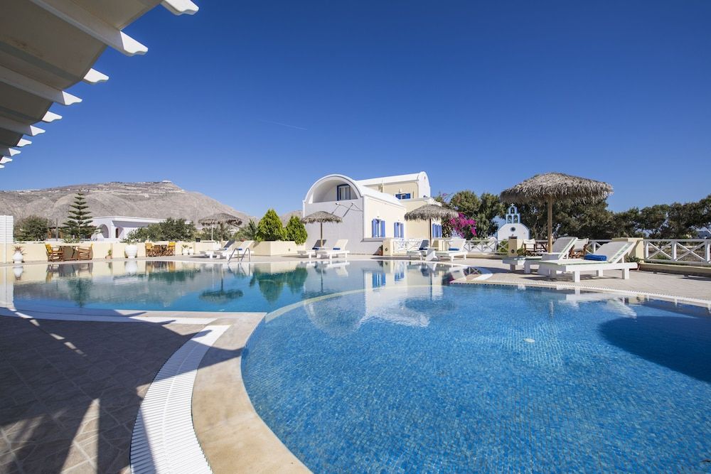 Bella Santorini image