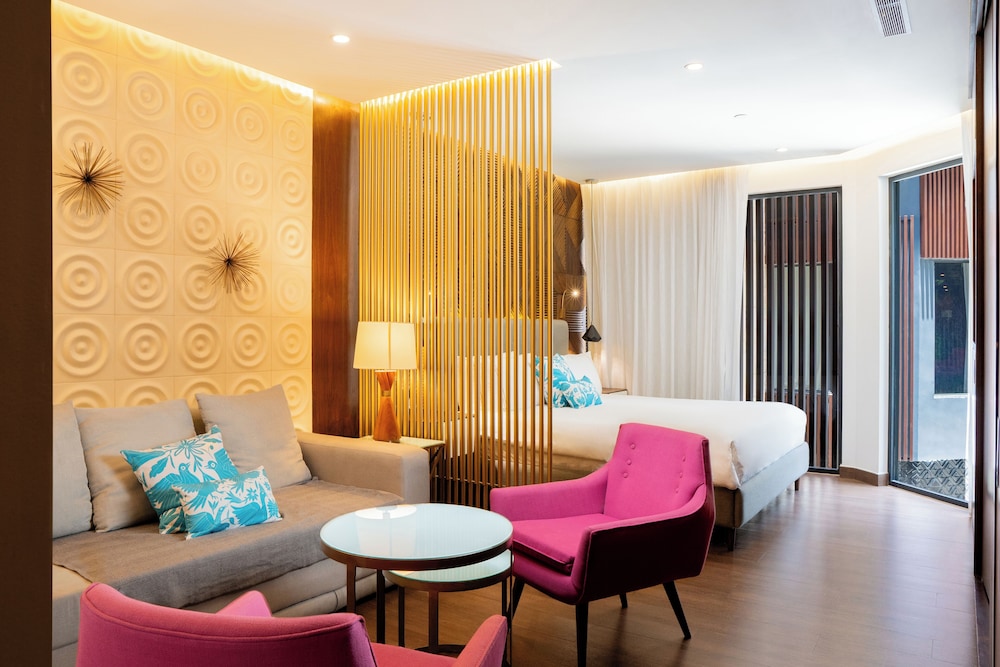The Fives Downtown Hotel - Curio Collection by Hilton — Hotel rooms in Playa del Carmen, Quintana Roo