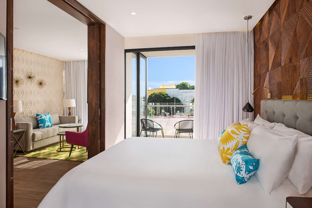 The Fives Downtown Hotel - Curio Collection by Hilton — Hotel rooms in Playa del Carmen, Quintana Roo