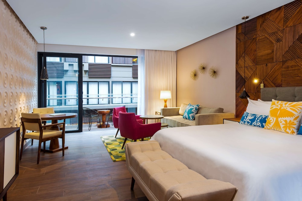 The Fives Downtown Hotel - Curio Collection by Hilton — Hotel rooms in Playa del Carmen, Quintana Roo