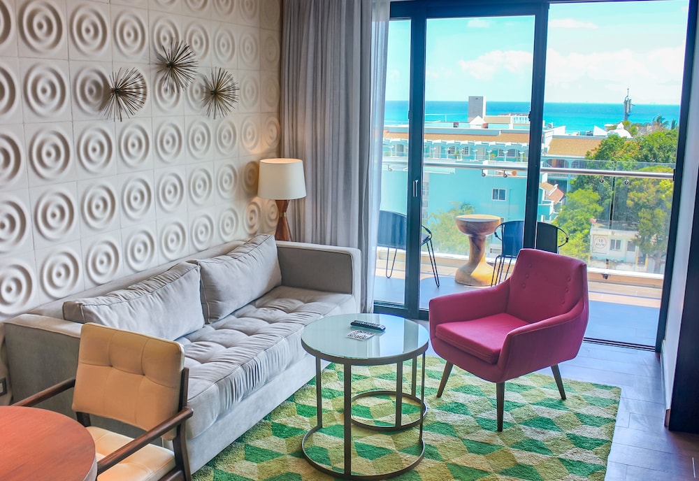 The Fives Downtown Hotel - Curio Collection by Hilton — Hotel rooms in Playa del Carmen, Quintana Roo