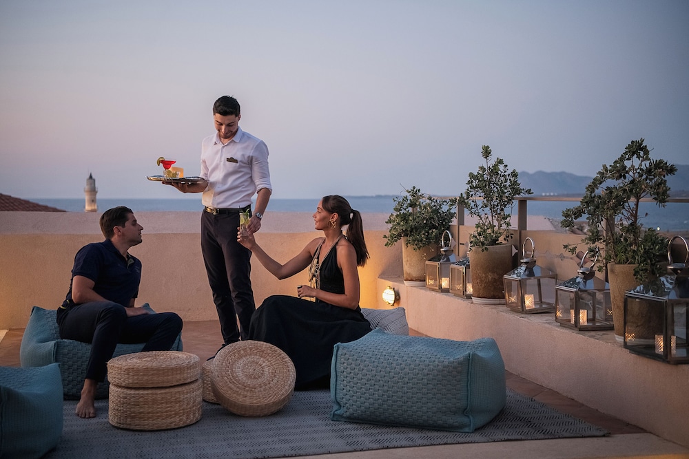 Casa Delfino Hotel & Spa - Small Luxury Hotels of the World — Restaurant & bars in Chania